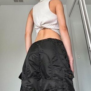 🤍VINTAGE HYPER JEANS CONVERTIBLE SHINY SATIN CARGO MOTORCYCLE STYLE BOTTOMS🤍